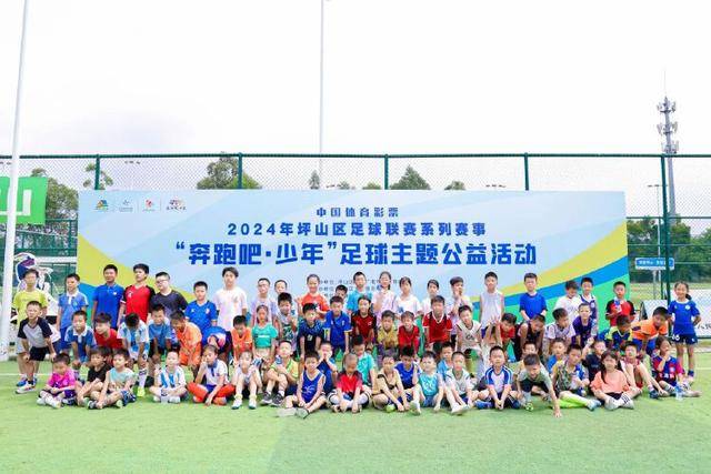 216国道抢修取得显著进展，西藏吉隆口岸救援行动持续推进